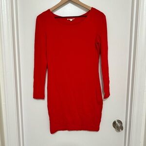 VESTIQUE | Vibrant Red Bodycon Dress